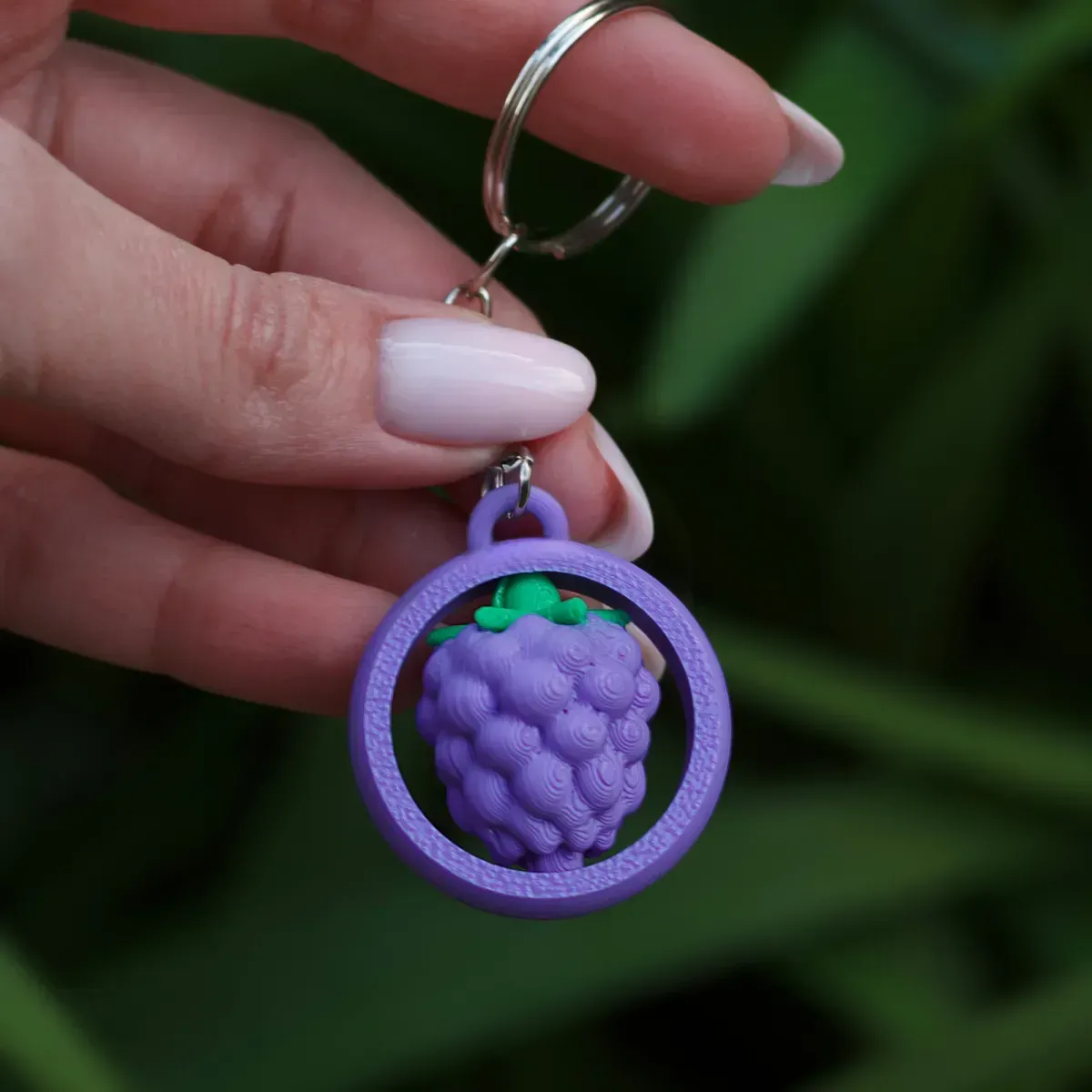 Spinning keychains